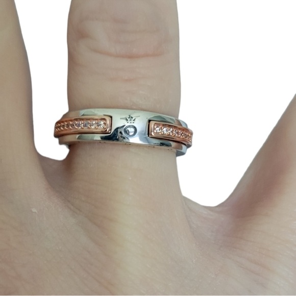 Pandora Silver and Gold Women's Ring - Picture 5 of 8